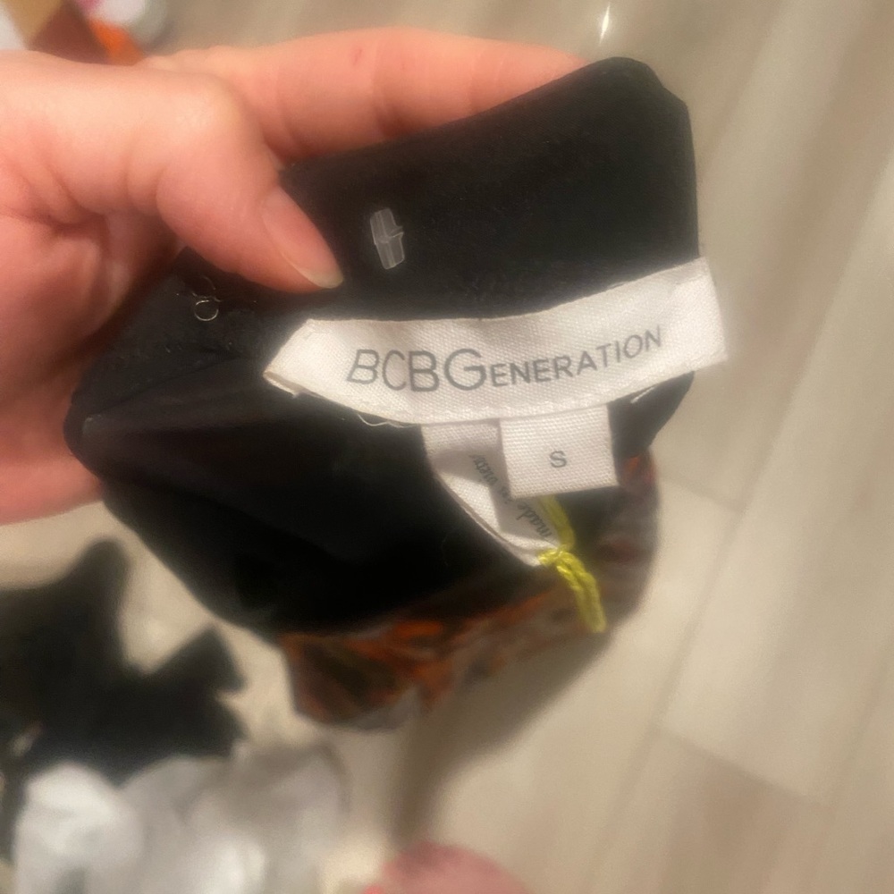 BCBGeneration Black and Orange Floral Blouse - Picture 2 of 2